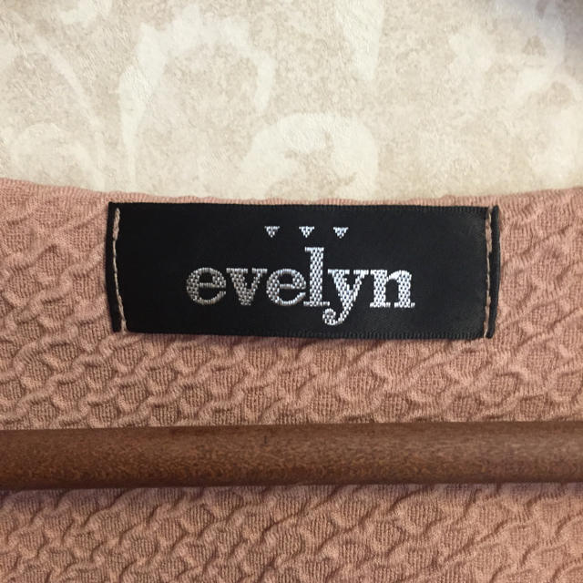 evelyn(エブリン)のevelynトップス レディースのトップス(Tシャツ(長袖/七分))の商品写真