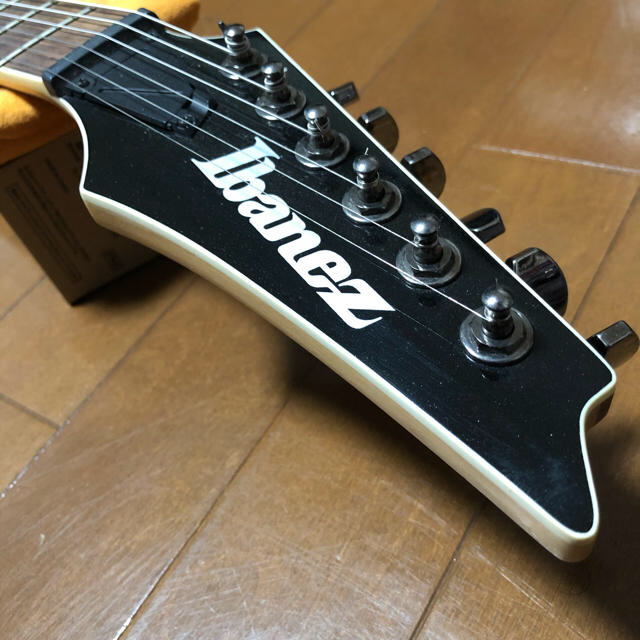 Ibanez(アイバニーズ)のIbanez Iron Label SIR70FD Fixed Bridge 楽器のギター(エレキギター)の商品写真