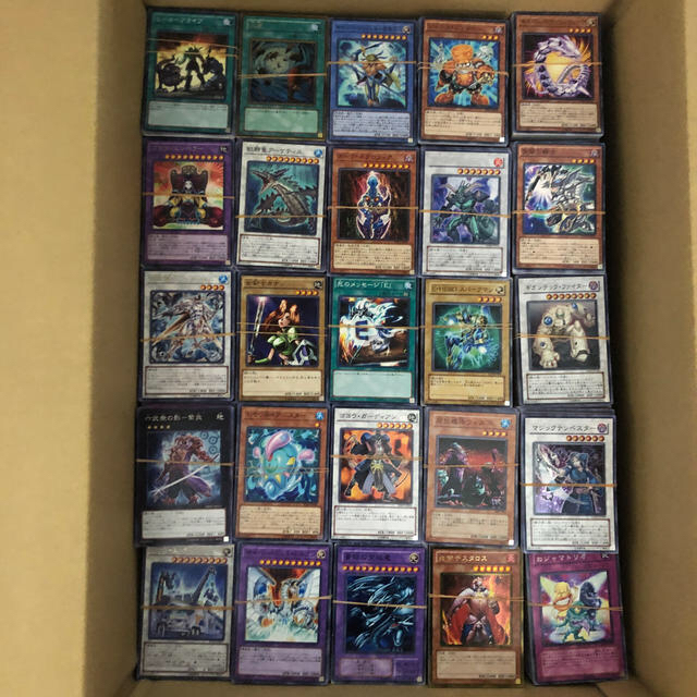 遊戯王カード10000枚box