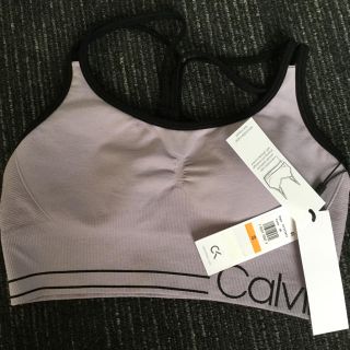 カルバンクライン(Calvin Klein)のCalvin Klein カルバンクライン　新品未使用　スボーツブラS(ブラ)