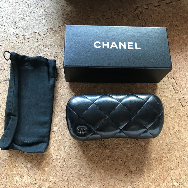 CHANEL(シャネル)のシャネル　サングラスケース レディースのファッション小物(サングラス/メガネ)の商品写真