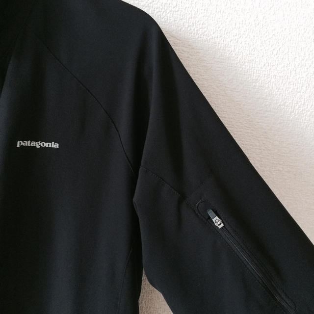 patagonia(パタゴニア)のパタゴニア ナイロンジャケット Mサイズ メンズのジャケット/アウター(ナイロンジャケット)の商品写真