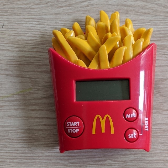 マクドナルド(マクドナルド)の新品未使用　ポテトタイマー　マクドナルド２０２０福袋 エンタメ/ホビーのコレクション(ノベルティグッズ)の商品写真