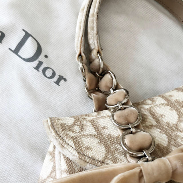 Christian Dior(クリスチャンディオール)のレディーディオール  DIOR ロマンティック　chesty トロッター バッグ レディースのバッグ(ハンドバッグ)の商品写真