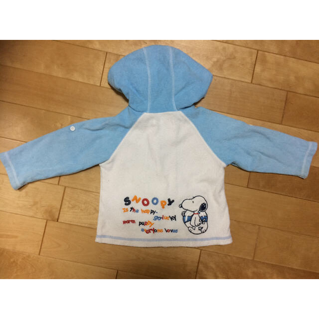 SNOOPY(スヌーピー)のスヌーピー  パーカー 90センチ キッズ/ベビー/マタニティのキッズ服男の子用(90cm~)(ジャケット/上着)の商品写真