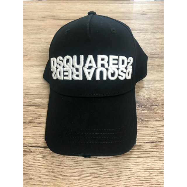 DSQUARED2(ディースクエアード)の【チョベリ☆様専用】Dsquared2 ベースボールキャップ メンズの帽子(キャップ)の商品写真