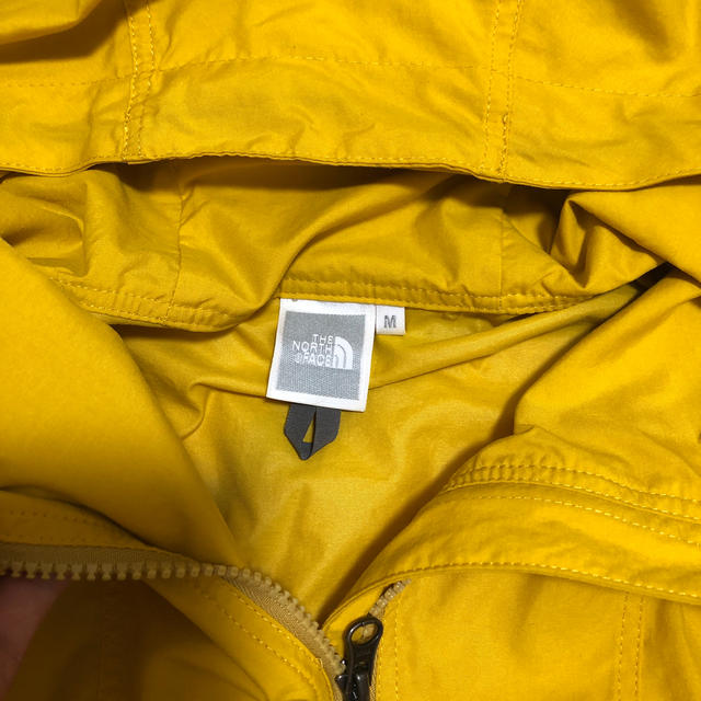 THE NORTH FACE(ザノースフェイス)のthe north face mountain parka レディースのジャケット/アウター(ナイロンジャケット)の商品写真