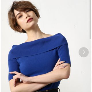 アズールバイマウジー(AZUL by moussy)の【moussy】ロイヤルブルーオフショルダートップス(カットソー(半袖/袖なし))