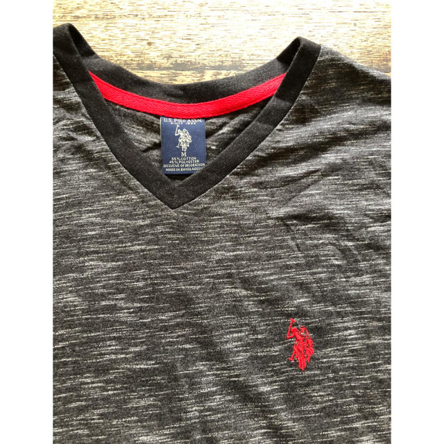 Polo Club(ポロクラブ)のM 新品タグ付　U.S. POLO ASSN ユーエスポロアッスン VネックT メンズのトップス(Tシャツ/カットソー(半袖/袖なし))の商品写真