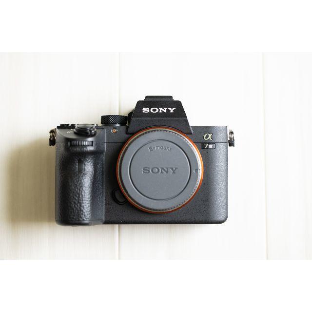 SONY α7III ボディ ILCE-7M3 スマホ/家電/カメラのカメラ(ミラーレス一眼)の商品写真