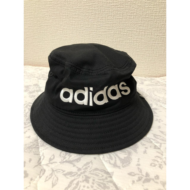 adidas(アディダス)のadidas 帽子 レディースの帽子(麦わら帽子/ストローハット)の商品写真
