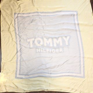 トミーヒルフィガー(TOMMY HILFIGER)の【限定値引き！】新品未使用　トミーヒルフィガー　スカーフ(バンダナ/スカーフ)