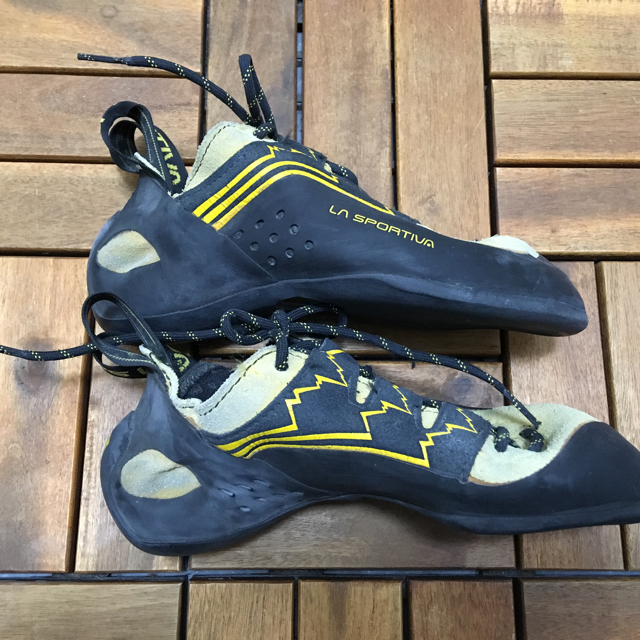 LA ラスポルティバのクライミングシューズの通販 by はるるる's shop|スポルティバならラクマ SPORTIVA - 低価豊富な