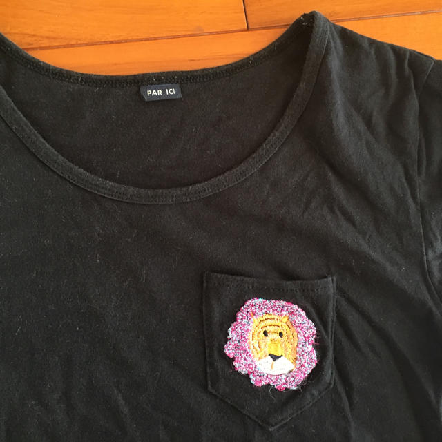 PAR ICI(パーリッシィ)のPAR ICI 黒 Tシャツ レディースのトップス(Tシャツ(半袖/袖なし))の商品写真