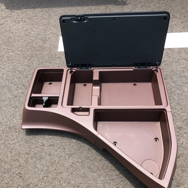 日野プロフィア 純正コンソールBOX 最高 51.0%OFF www.gold-and-wood.com