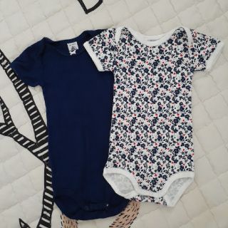 プチバトー(PETIT BATEAU)のプチバトー　半袖ロンパース2点セット　67cm(ロンパース)