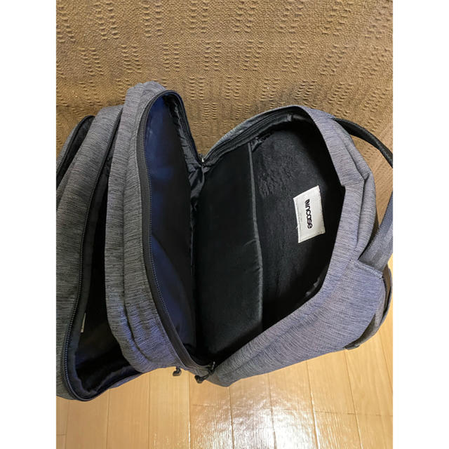 Incase(インケース)のCity Backpack Incase メンズのバッグ(バッグパック/リュック)の商品写真