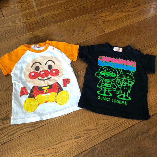 アンパンマン(アンパンマン)のアンパンマン  半袖Ｔシャツ　90  2枚 キッズ/ベビー/マタニティのキッズ服男の子用(90cm~)(Tシャツ/カットソー)の商品写真