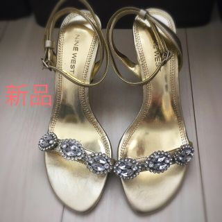 ナインウエスト(NINE WEST)の新品未使用　NINE WEST23.5サンダル(サンダル)