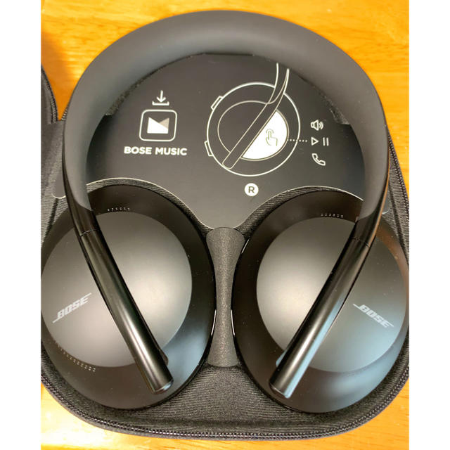 BOSE(ボーズ)の最終値下！BOSE NOISE CANCELING HEADPHONES 700 スマホ/家電/カメラのオーディオ機器(ヘッドフォン/イヤフォン)の商品写真