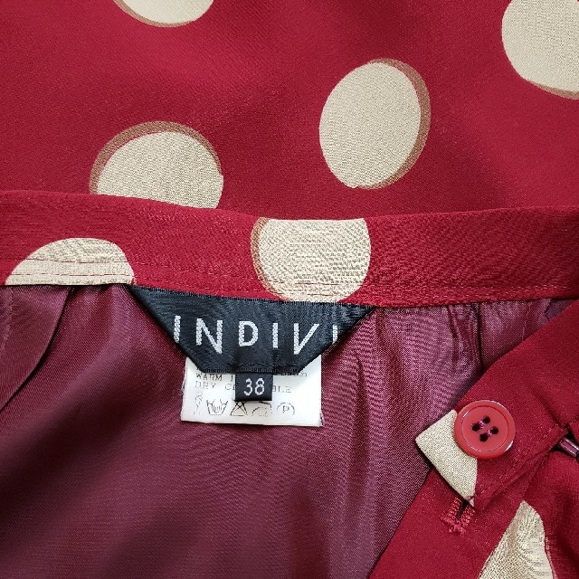 INDIVI(インディヴィ)のドット　スカート レディースのスカート(ひざ丈スカート)の商品写真