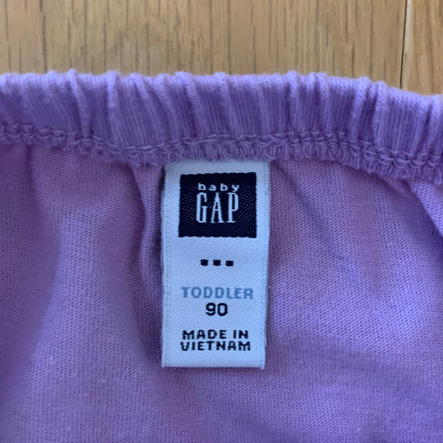 babyGAP(ベビーギャップ)のbaby GAP 90 ワンピース　インナーパンツ付き キッズ/ベビー/マタニティのキッズ服女の子用(90cm~)(ワンピース)の商品写真