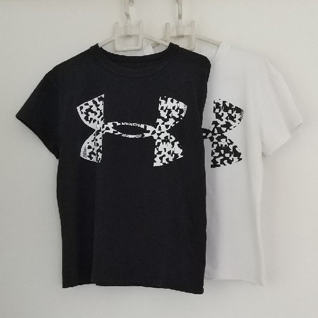 UNDER ARMOUR(アンダーアーマー)のアンダーアマー レディースTシャツ レディースのトップス(Tシャツ(半袖/袖なし))の商品写真