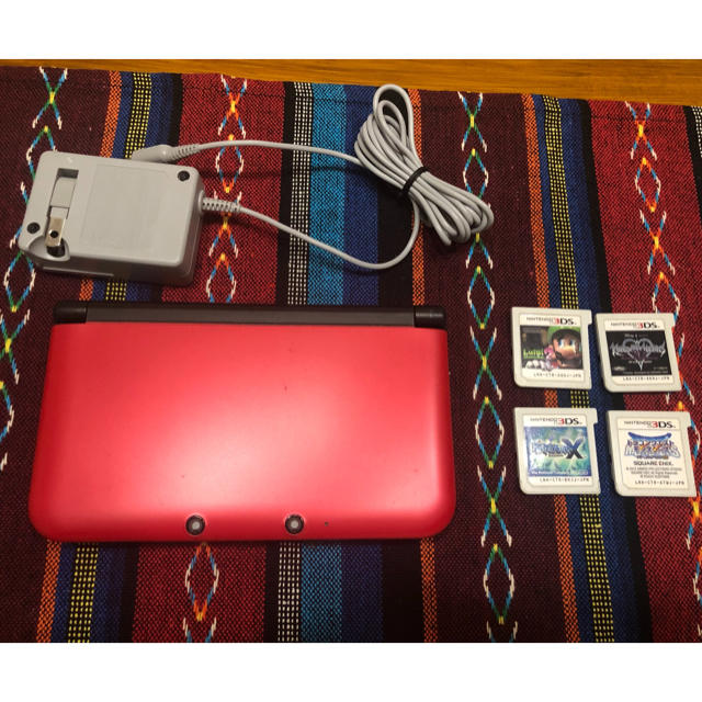 3DS LL 本体＋カセット4枚セット
