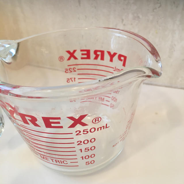 Pyrex(パイレックス)のパイレックスのクリアカップ‼️ インテリア/住まい/日用品のキッチン/食器(収納/キッチン雑貨)の商品写真