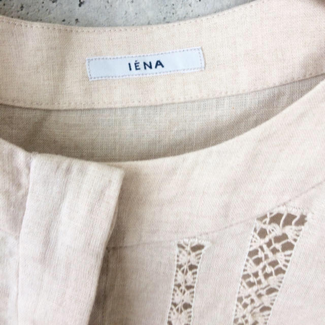 IENA(イエナ)の【IENA】イエナ リネンブラウス・ベージュ レディースのトップス(シャツ/ブラウス(長袖/七分))の商品写真