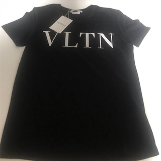 ヴァレンティノ(VALENTINO)の新品　ヴァレンティノ　Tシャツ　M レディース (Tシャツ(半袖/袖なし))