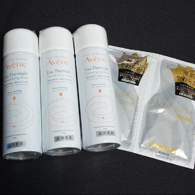 Avene(アベンヌ)のアベンヌウォーター    化粧水　ミニボトル　3本セット コスメ/美容のスキンケア/基礎化粧品(化粧水/ローション)の商品写真