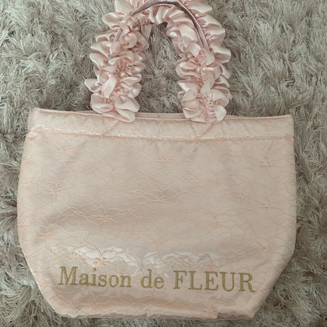 Maison de FLEUR(メゾンドフルール)のMaison de FLEUR 手持ちバック レディースのバッグ(トートバッグ)の商品写真