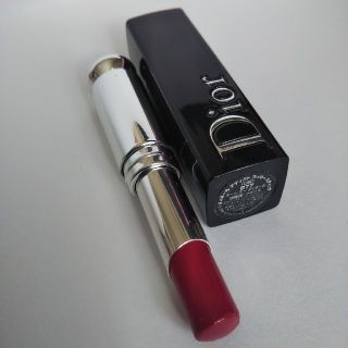 ディオール(Dior)のディオール アディクト ラッカースティック 877 ターンミーディオール(口紅)