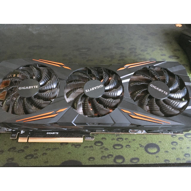 GIGABYTE  GTX1080