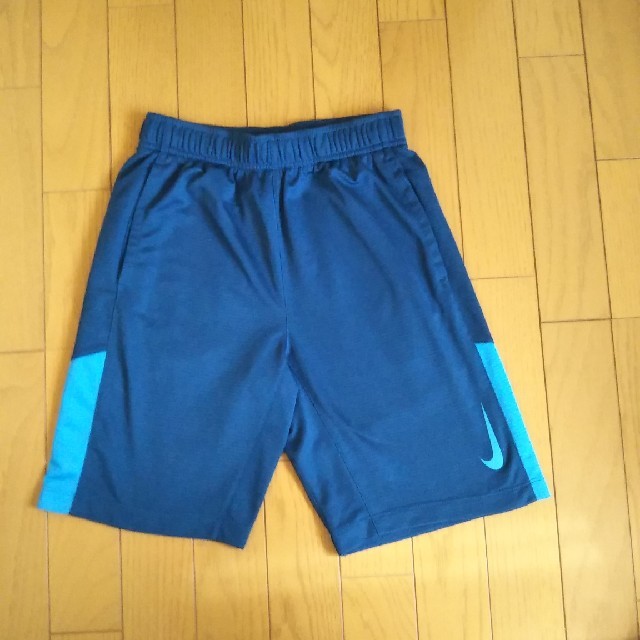 NIKE(ナイキ)のナイキ　ランニングパンツ キッズ/ベビー/マタニティのキッズ服男の子用(90cm~)(パンツ/スパッツ)の商品写真