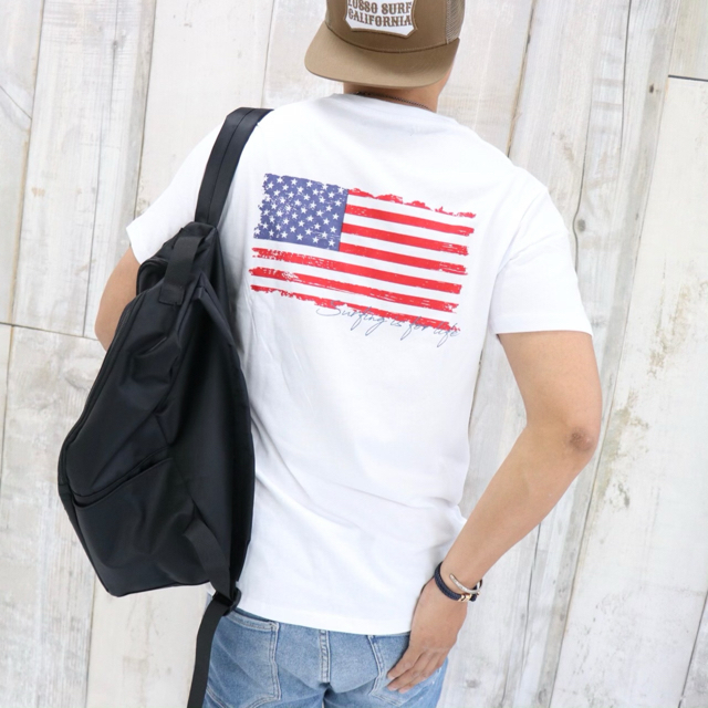 Ron Herman(ロンハーマン)の西海岸系☆アメリカンフラッグバックプリントTシャツ  Sサイズ　RVCA メンズのトップス(Tシャツ/カットソー(半袖/袖なし))の商品写真