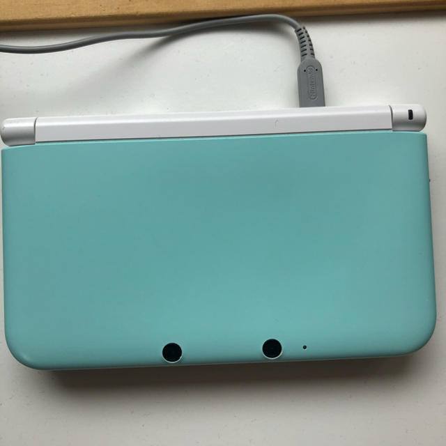 3DS LL ホワイト×ミント　充電器有り