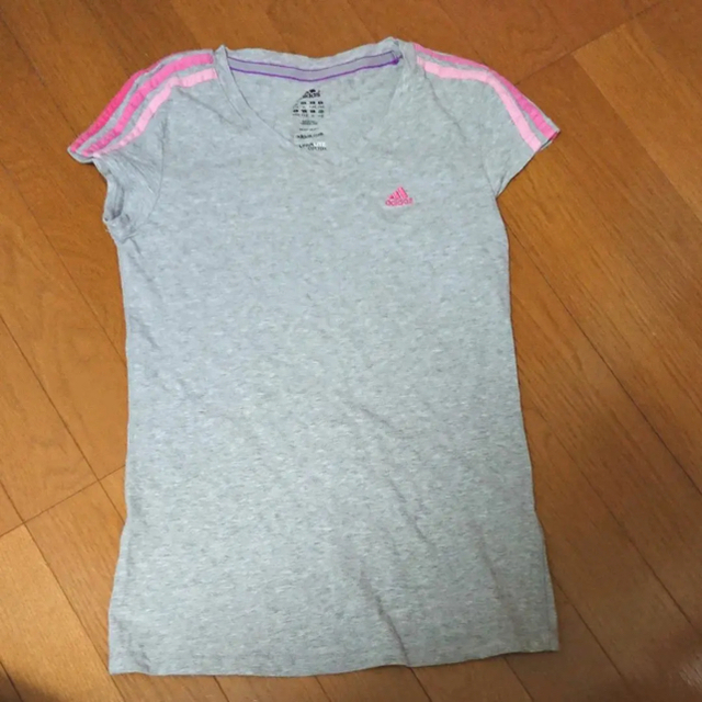 adidas(アディダス)のアディダス Ｔシャツ2点セット レディースのトップス(Tシャツ(半袖/袖なし))の商品写真