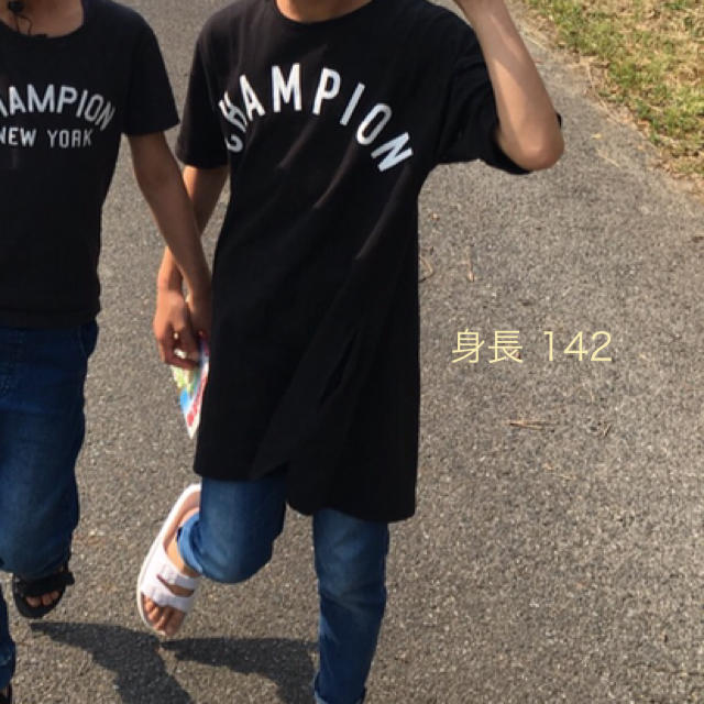 Champion(チャンピオン)のチャンピオン キッズ ワンピース 140 キッズ/ベビー/マタニティのキッズ服女の子用(90cm~)(ワンピース)の商品写真