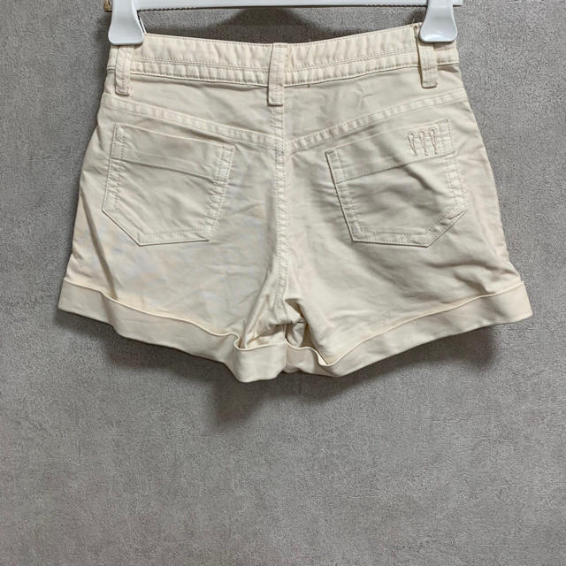ダブルスタンダード　ショートパンツ DOUBLE STANDARD CLOTHING - ダブルスタンダード シャーパン 白