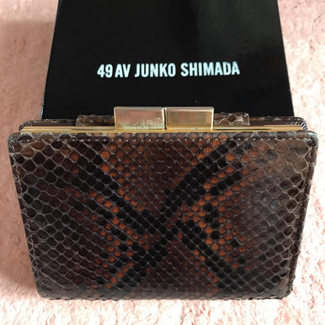 JUNKO SHIMADA(ジュンコシマダ)の49AV JUNKO SHIMADA ジュンコ　二つ折り財布　パイソン　レザー レディースのファッション小物(財布)の商品写真