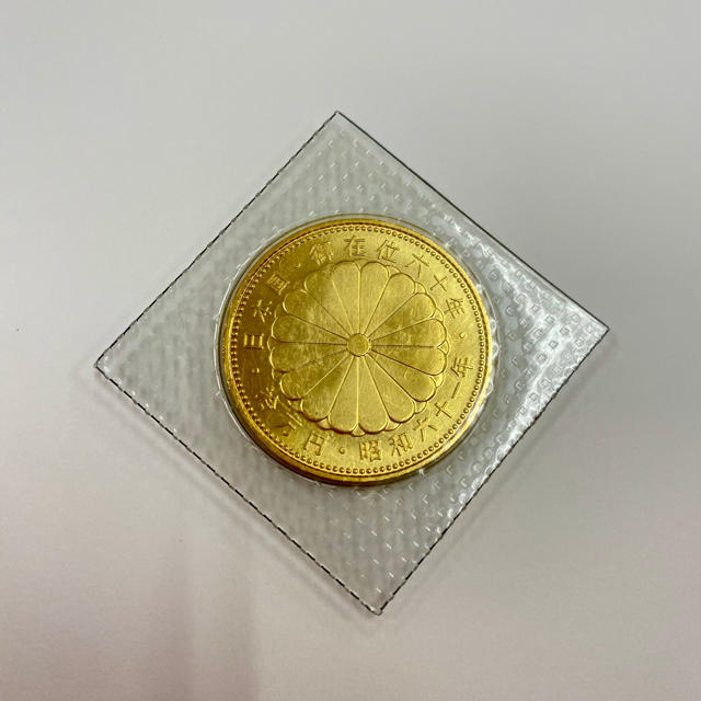 記念硬貨　10万円硬貨美術品/アンティーク