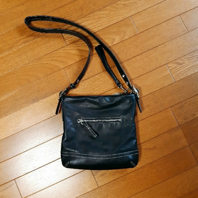 COACH(コーチ)のCOACH  レザーショルダーバッグ  レディースのバッグ(ショルダーバッグ)の商品写真