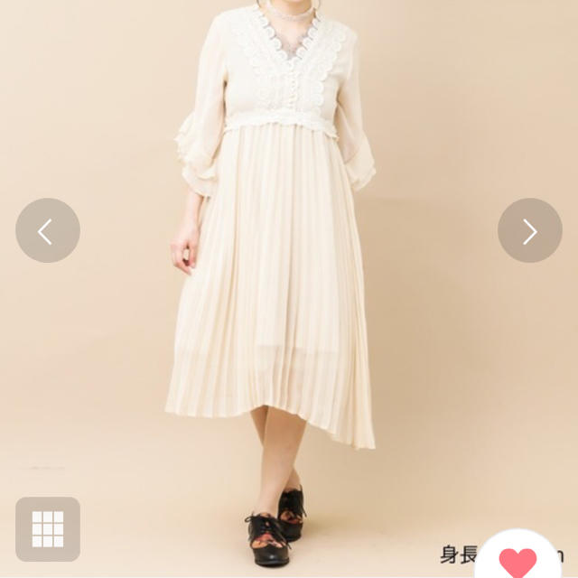 axes femme(アクシーズファム)のアクシーズファム　ワンピース　シフォンワンピース　ひざ丈　夏ワンピース　 レディースのワンピース(ひざ丈ワンピース)の商品写真