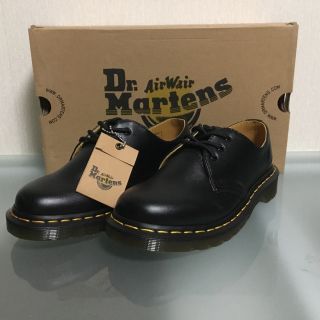 ドクターマーチン(Dr.Martens)の【新品半額】ドクターマーチン 3ホール 23cm 箱有り 正規品 ※値下げ可(ローファー/革靴)