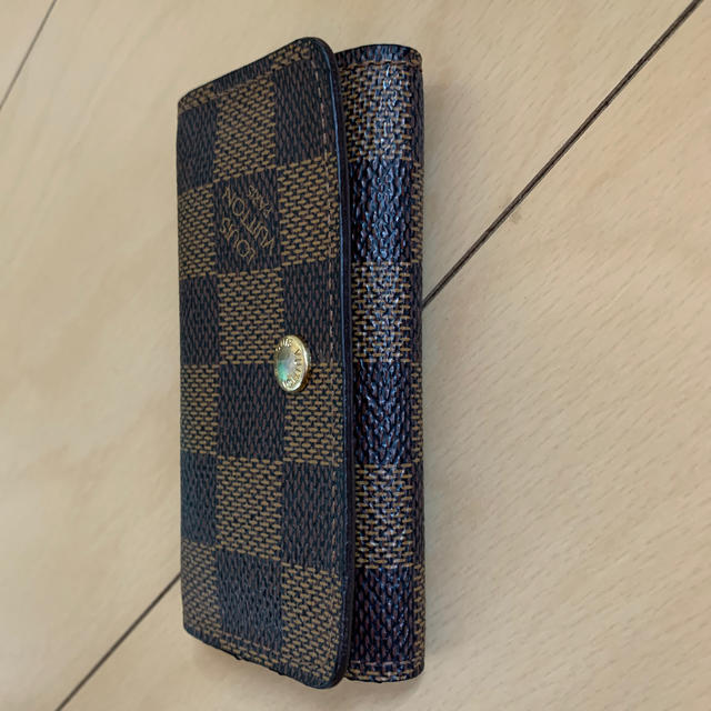 LOUIS VUITTON(ルイヴィトン)のlouis vuitton ダミエ　キーケース レディースのファッション小物(キーケース)の商品写真