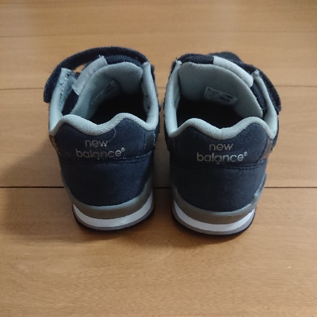 New Balance(ニューバランス)のnew balance kids 996 (18cm) キッズ/ベビー/マタニティのキッズ靴/シューズ(15cm~)(スニーカー)の商品写真