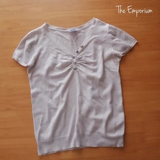 ジエンポリアム(THE EMPORIUM)のTHE EMPORiuM シルバーボタンのスキッパー半袖ニットTシャツ トップス(Tシャツ(半袖/袖なし))