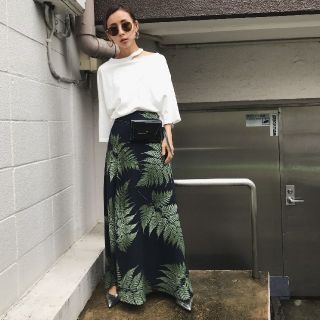 アメリヴィンテージ(Ameri VINTAGE)の新品タグ付き アメリヴィンテージ MEDI SLIT OVER BIG TEE(Tシャツ(半袖/袖なし))